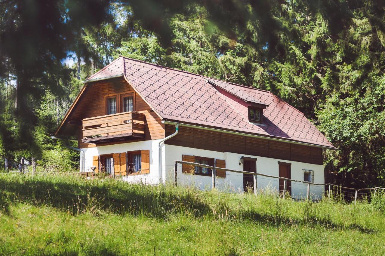 Moosbacher-huette * Aichberg